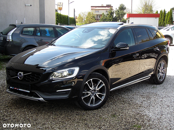 Volvo V60 Cross Country D4 Geartronic Summum
