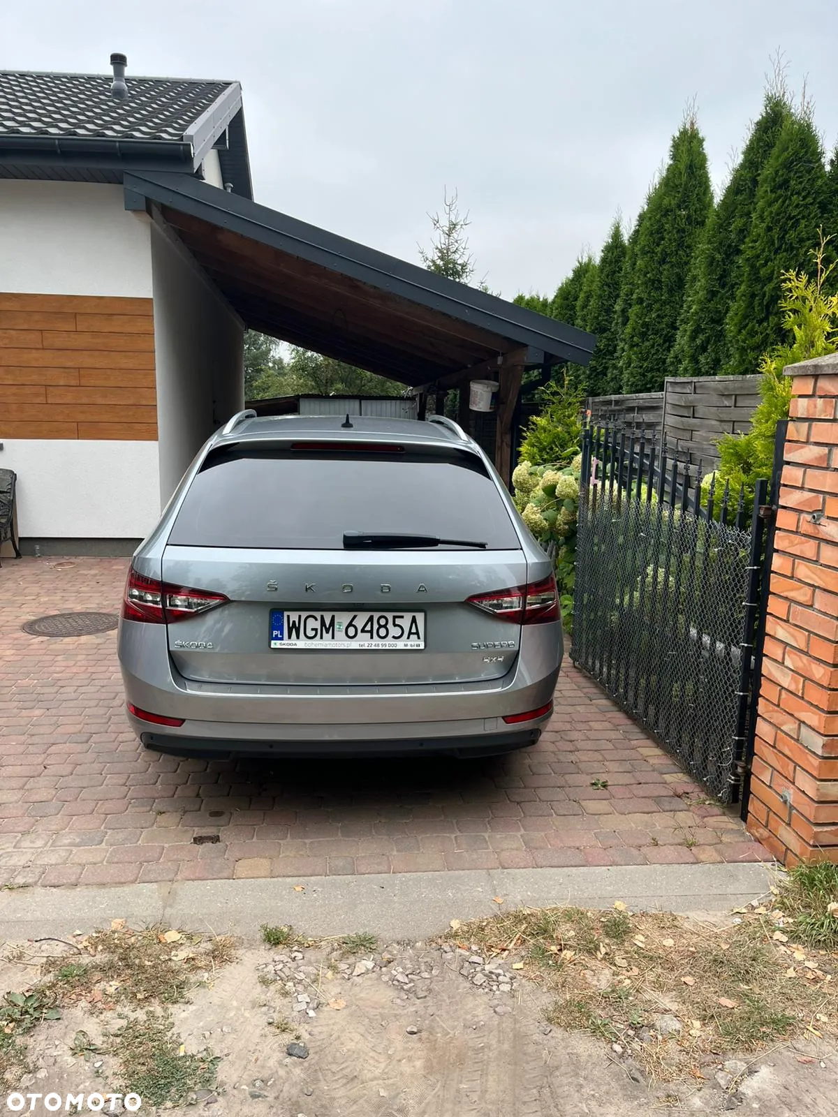 Skoda Superb 2.0 TDI 4x4 L&K DSG - 3