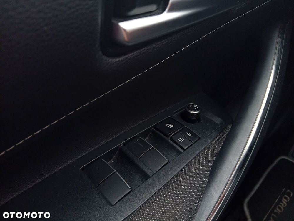 Toyota Corolla 1.8 Hybrid Comfort - 20
