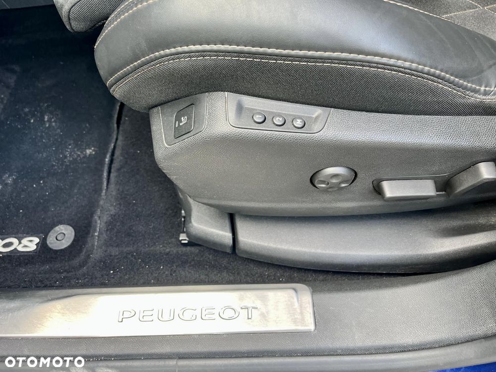 Peugeot 3008 BlueHDi 180 Stop & Start EAT6 GT - 11