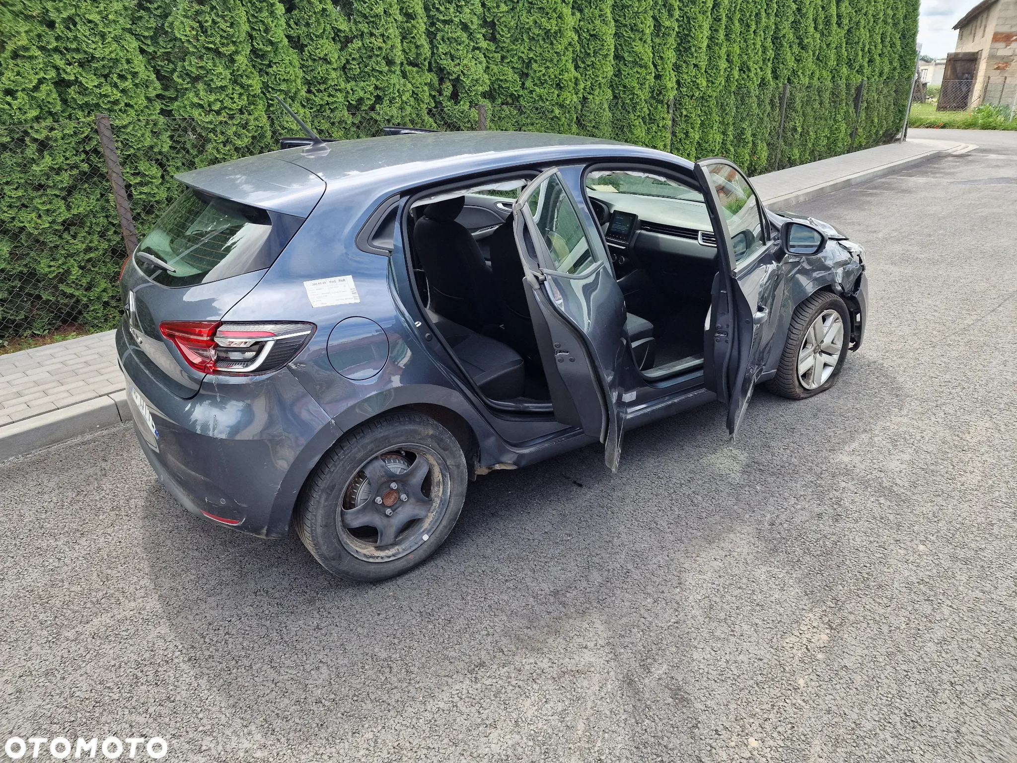 Renault Clio BLUE dCi 100 EVOLUTION - 17