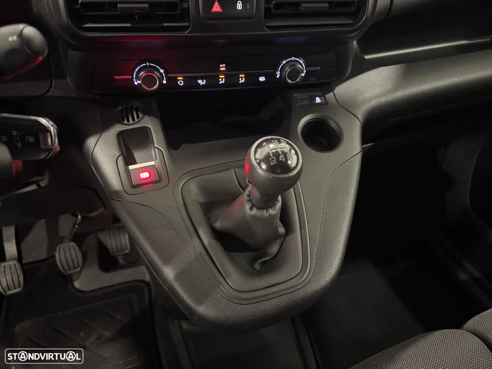 Peugeot Partner 1.5 BlueHDI Longa - 29