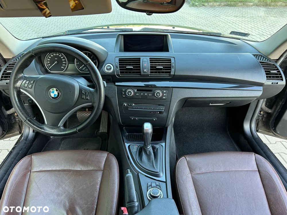 BMW Seria 1 - 15