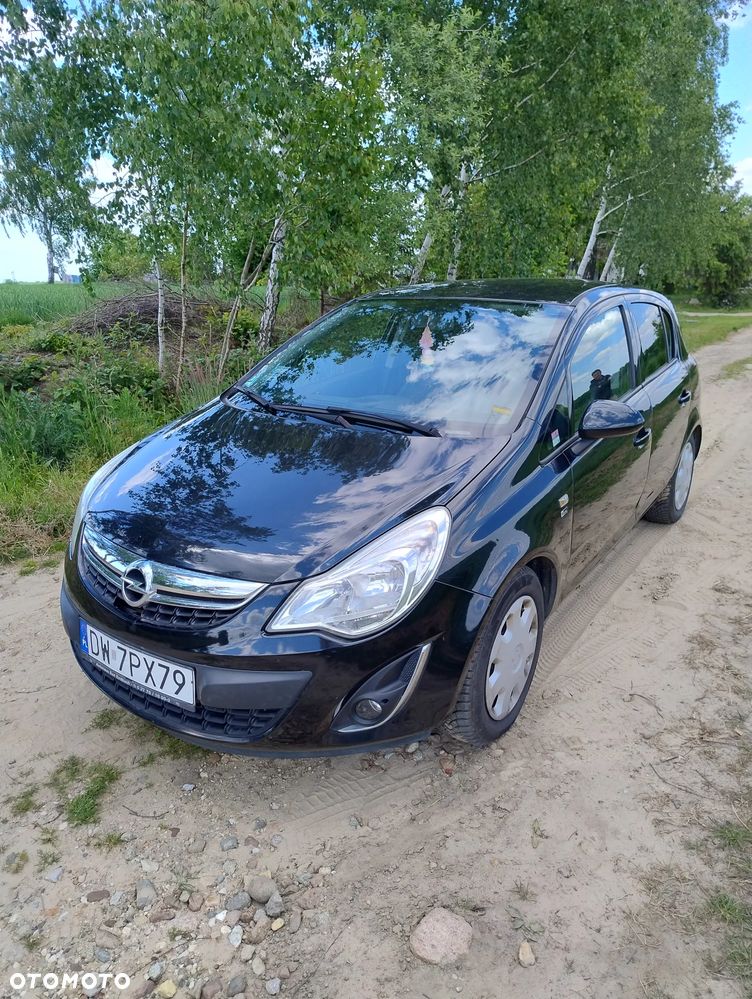 Opel Corsa 1.4 16V Cosmo - 4
