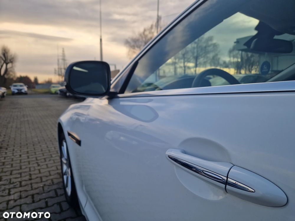 Jaguar XJ 3.0 V6 Kompressor Langversion Premium Luxury - 11