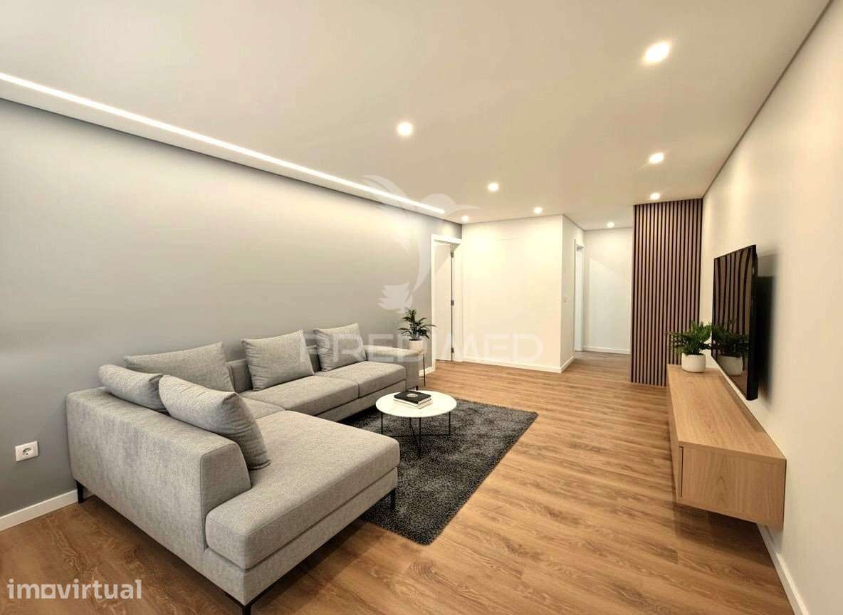 Apartamento T3 Remodelado | 1.º Andar | Coruche - Grande imagem: 2/17