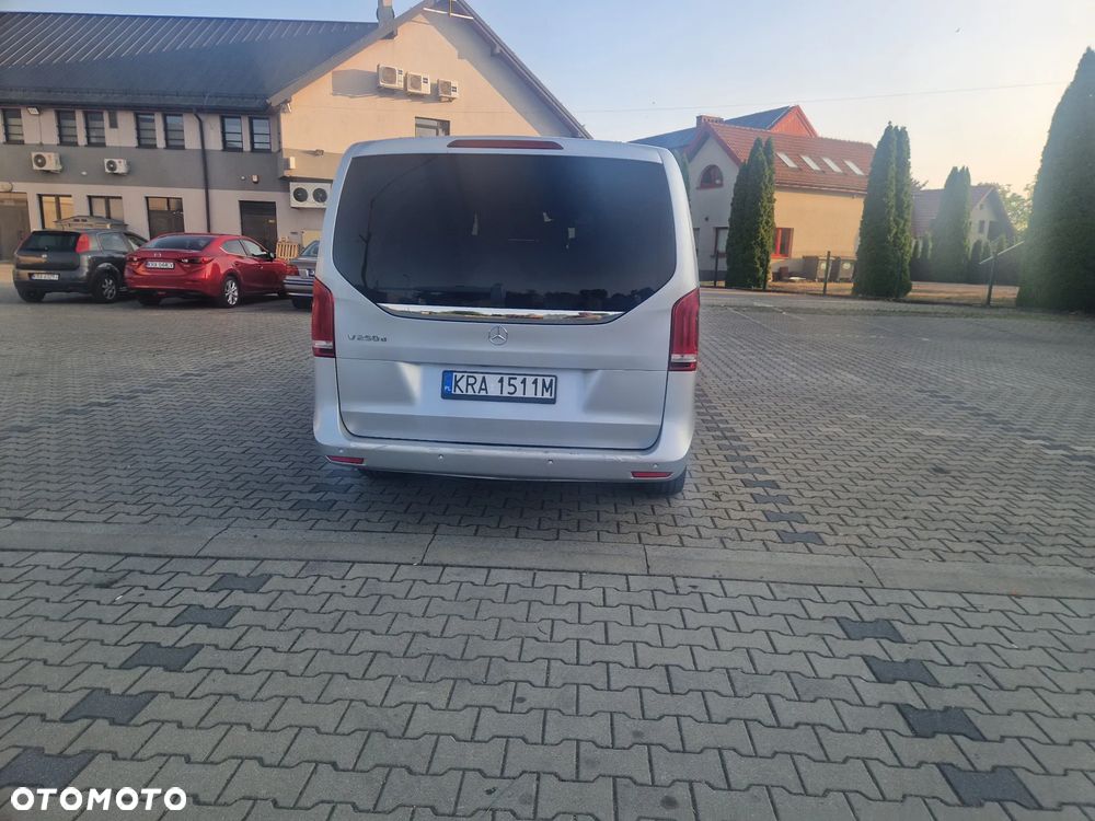 Mercedes-Benz Klasa V 250 (BlueTEC) d Avantgarde 7G-Tronic (ekstra d³) - 14