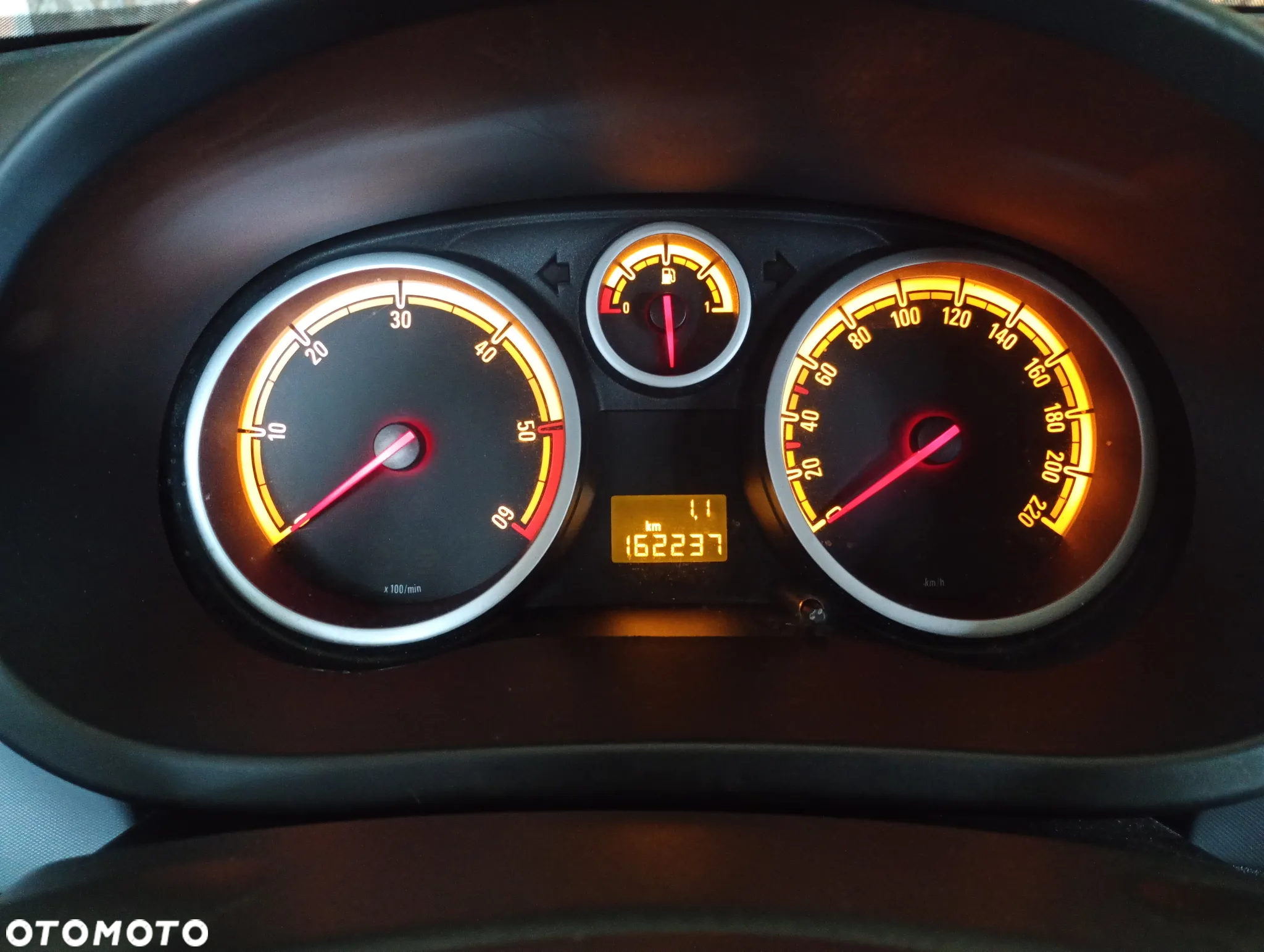 Opel Corsa - 12
