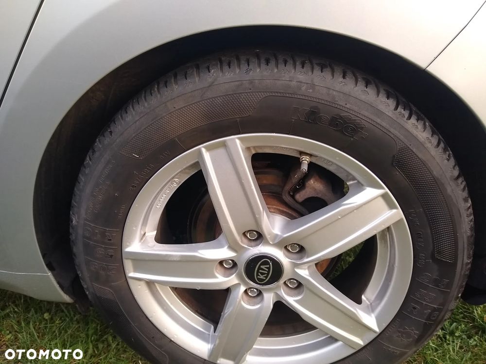 Kia Ceed - 22