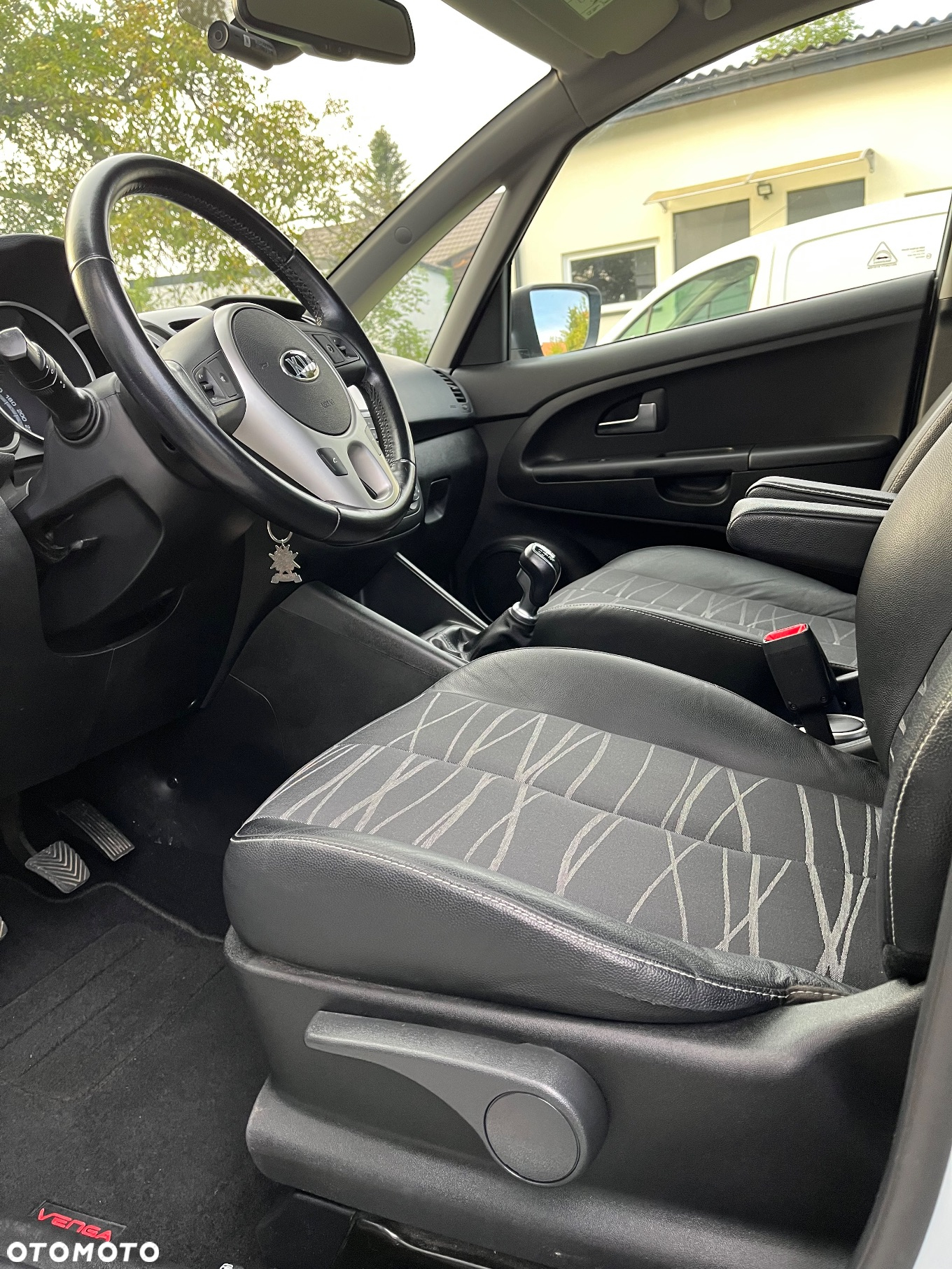 Kia Venga 1.6 Business Line - 8