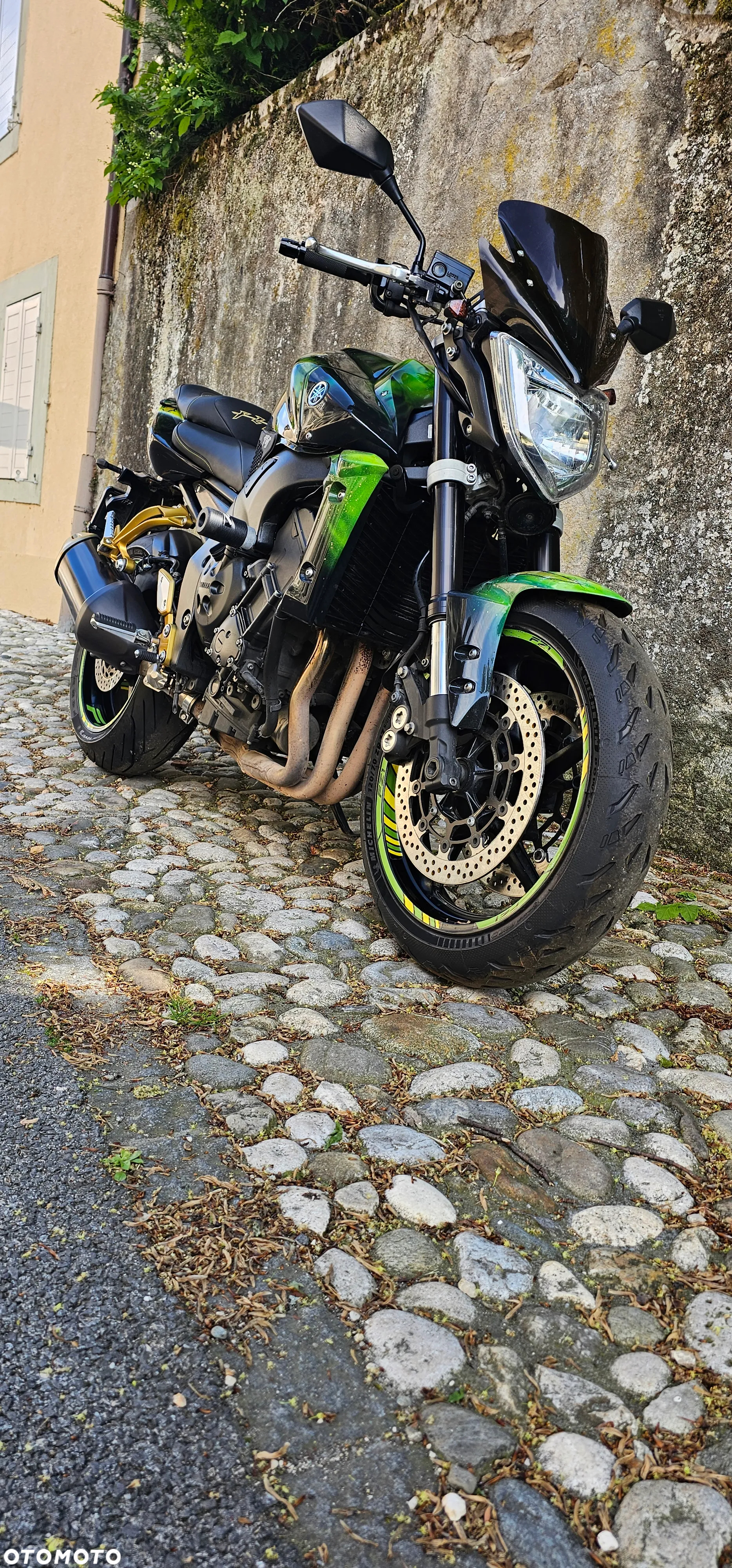 Yamaha FZ - 5