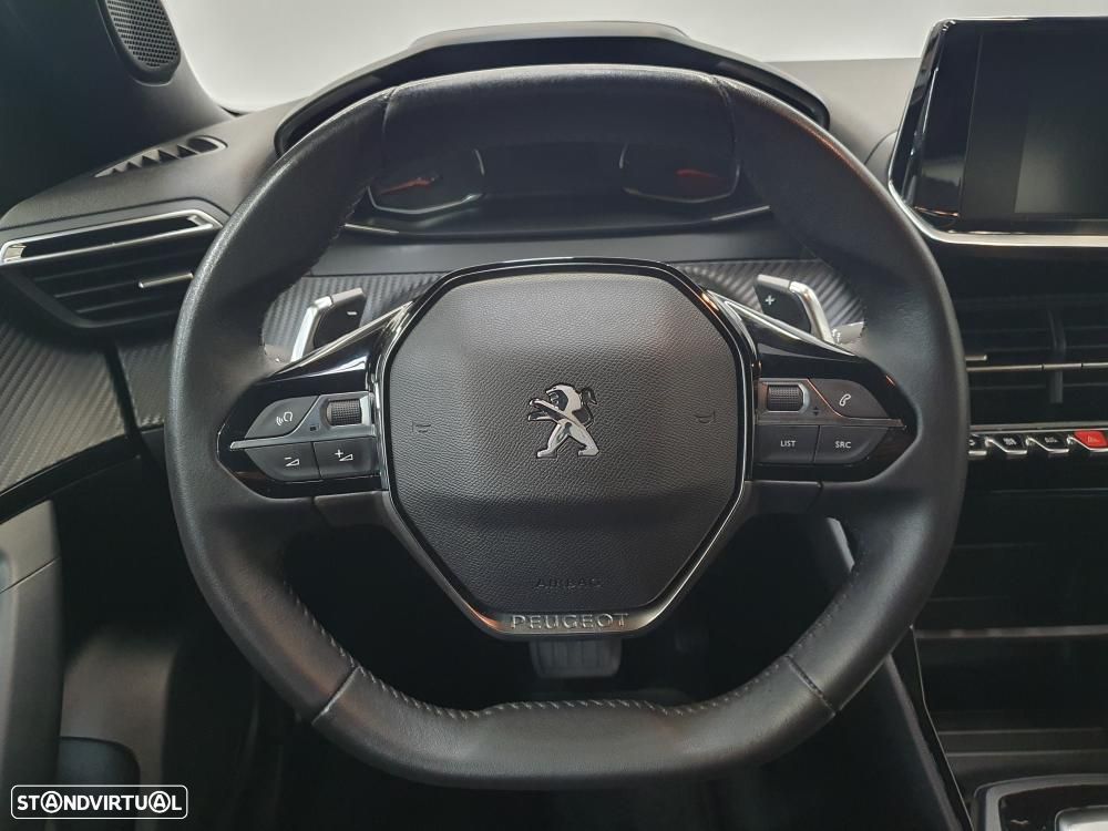 Peugeot 2008 1.5 BlueHDi GT EAT8 - 14