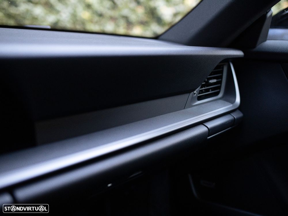 Porsche 911 (992) Carrera - 38