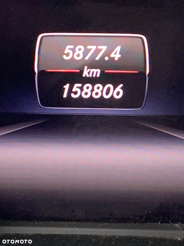 Mercedes-Benz CLA 200 Urban - 27