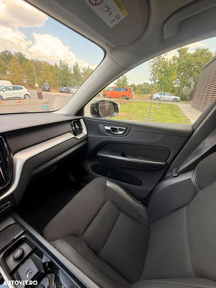 Volvo XC 60 T8 Twin Engine AWD Momentum - 11