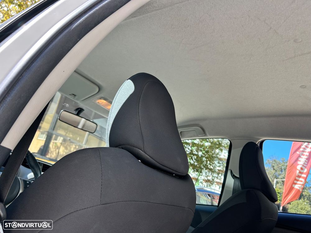 Toyota Yaris 1.0 VVT-i Comfort +PS Style +P.Techno - 19