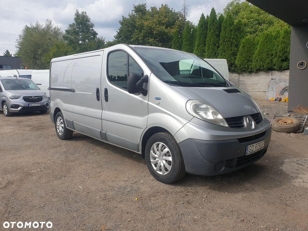 Renault trafic - 3