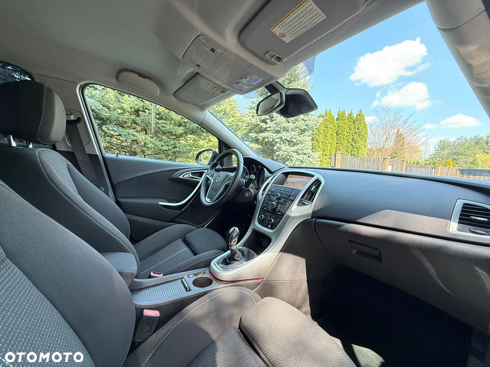 Opel Astra 1.4 Turbo Cosmo - 27