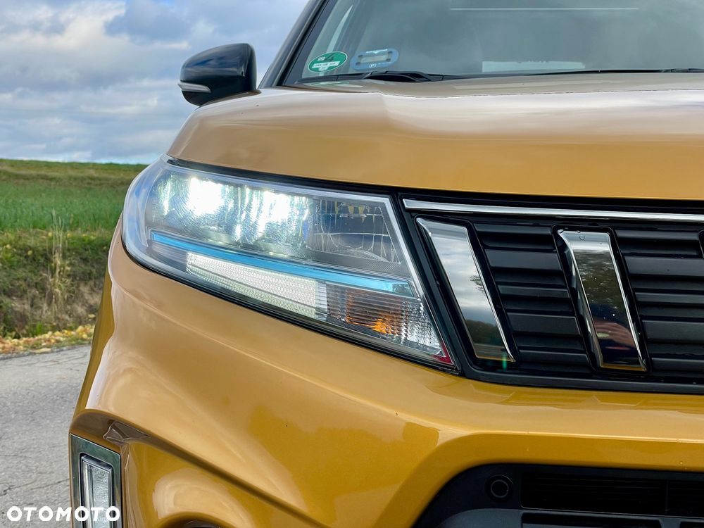 Suzuki Vitara 1.4 Boosterjet Hybrid Allgrip Comfort+ "SHINKAI" - 11