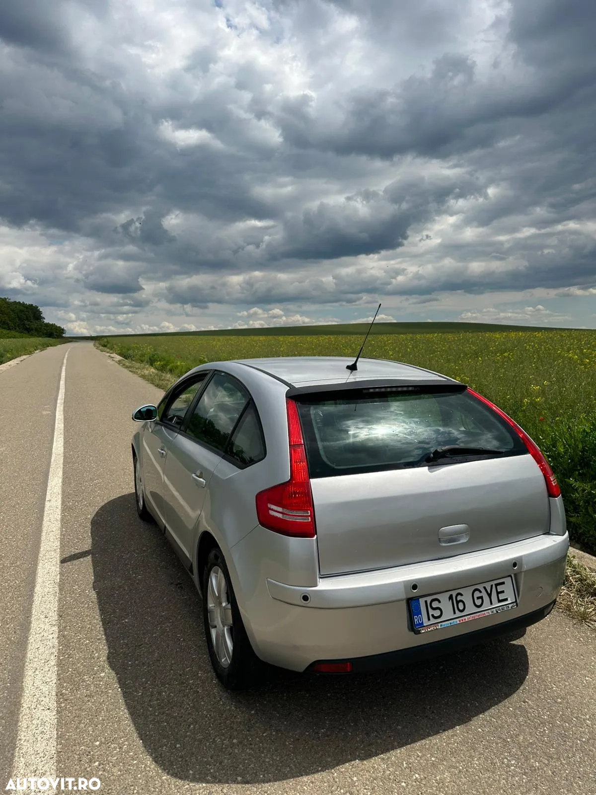 Citroën C4 1.6 HDI 16V FAP SX - 5