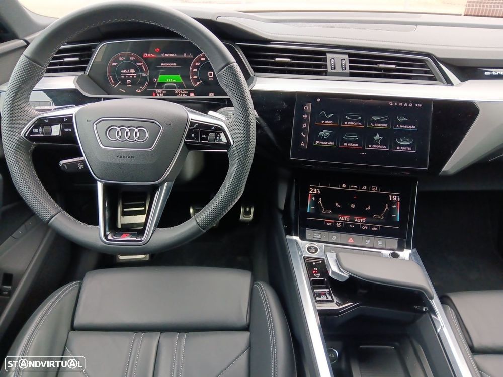 Audi Q8 e-Tron 50 quattro S line - 11