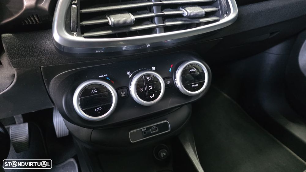 Fiat 500X 1.3 MJ Lounge J18 S&S - 11