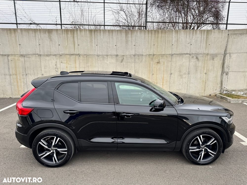 Volvo XC 40 D4 AWD Geartronic R-Design - 13