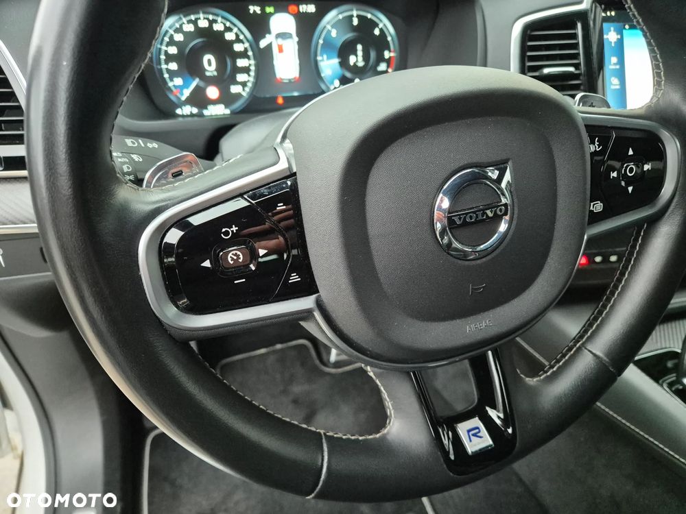 Volvo XC 90 B5 D AWD R-Design - 22