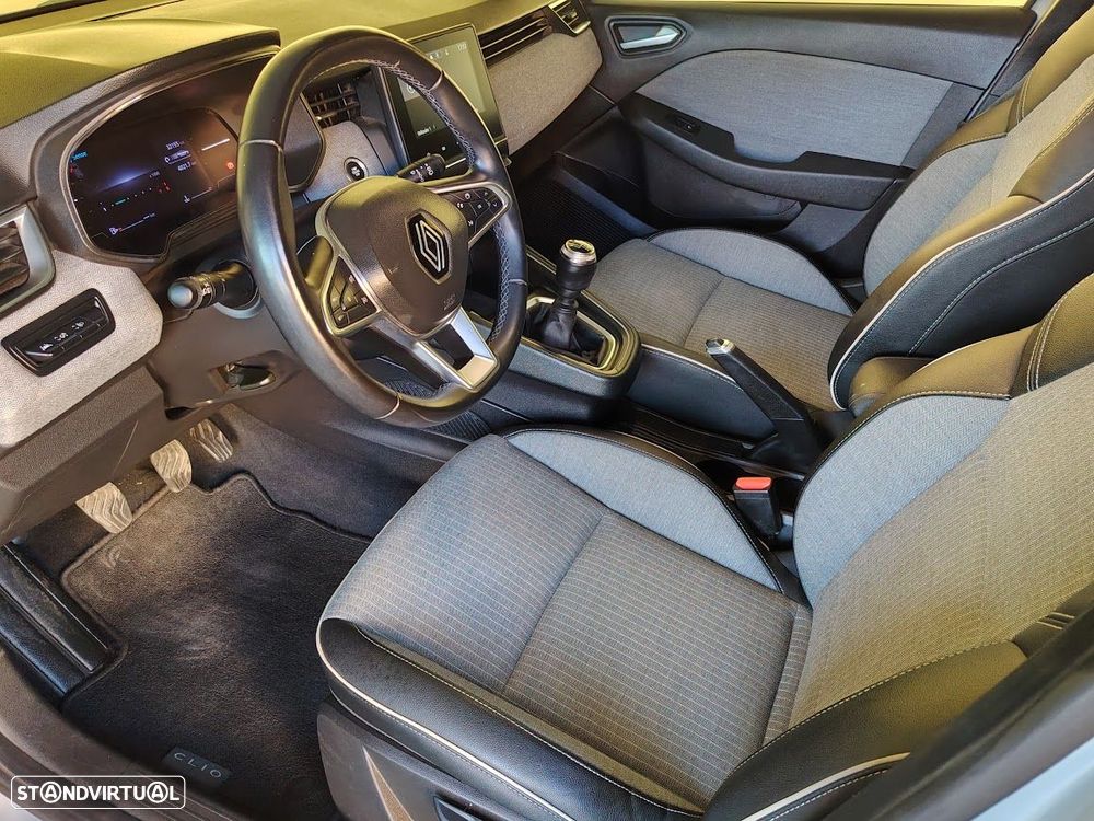 Renault Clio 1.0 TCe Techno - 8
