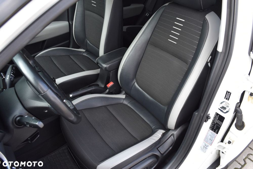 Kia Stonic 1.2 L Business Line - 27