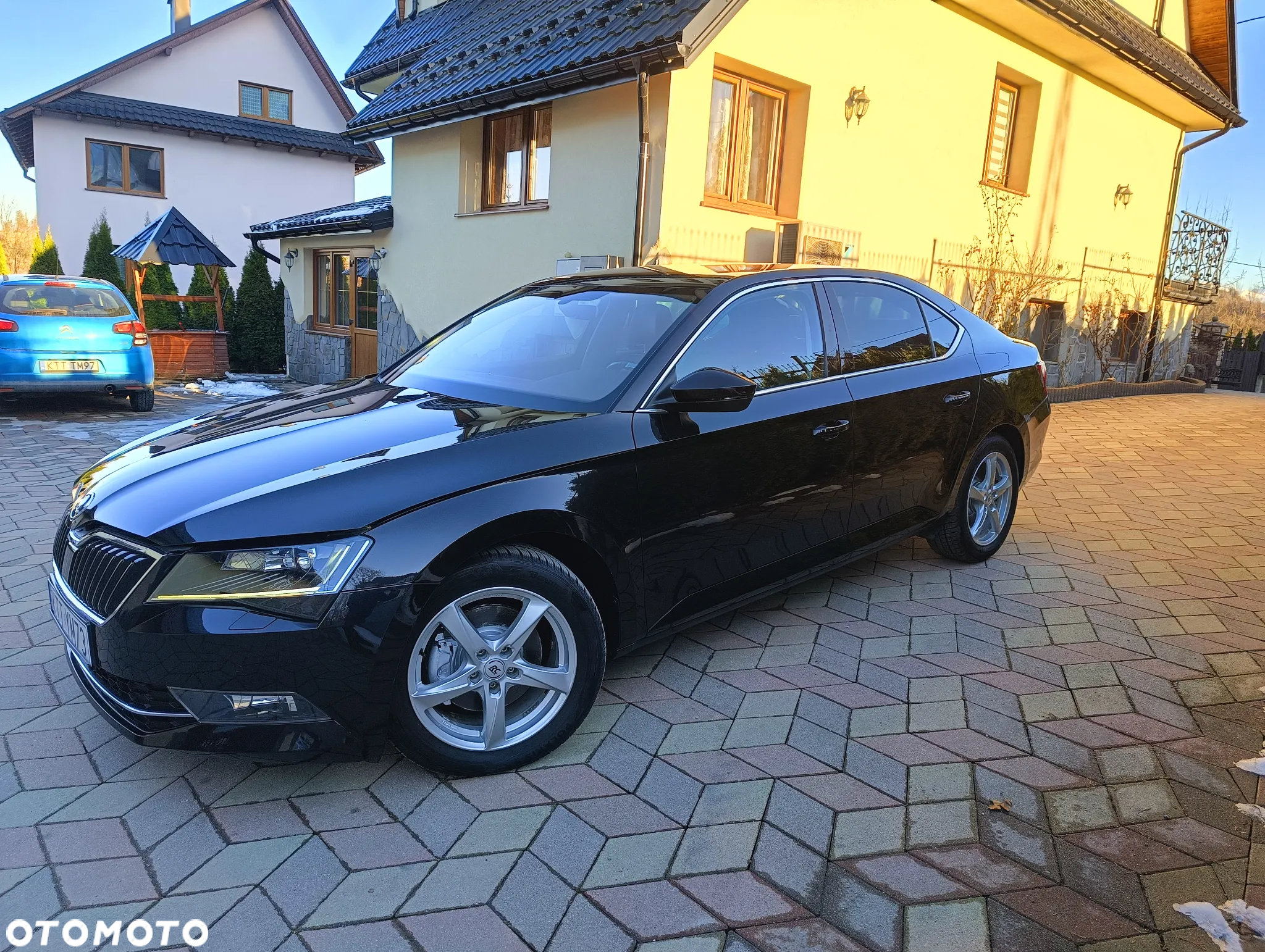 Skoda Superb 2.0 TDI 4x4 Ambition - 4