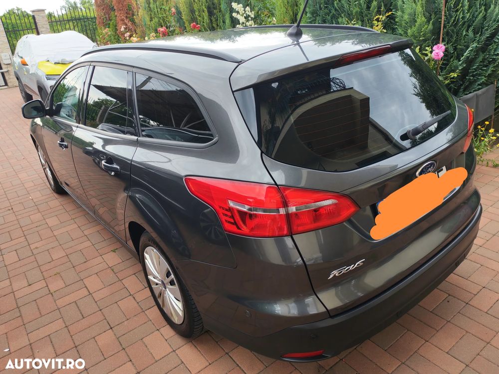 Ford Focus 1.5 EcoBlue Start-Stopp-System TITANIUM STYLE - 6