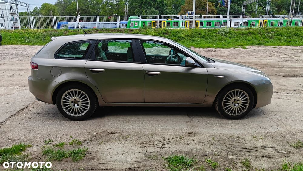 Alfa Romeo 159 - 3