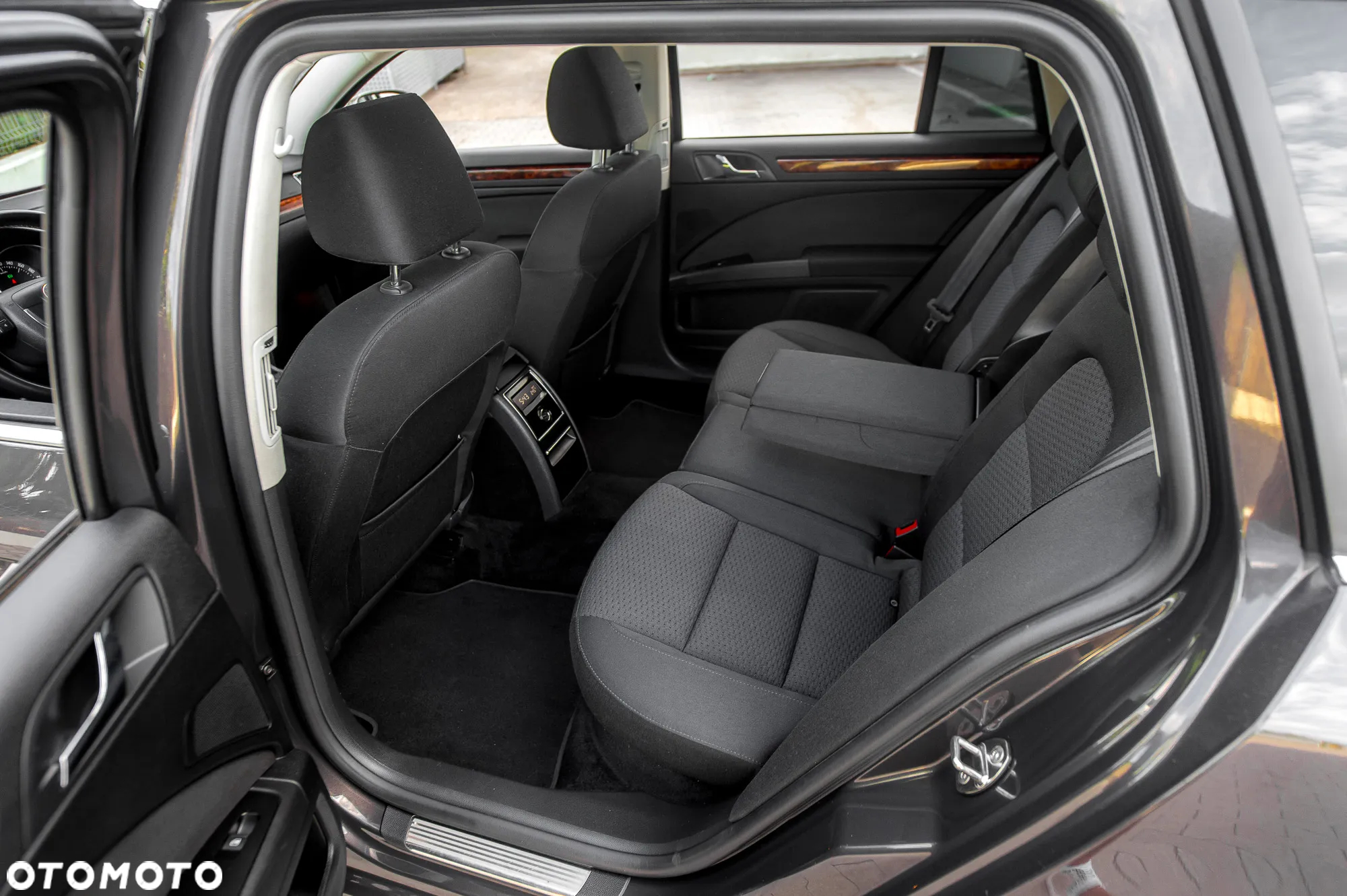 Skoda Superb 1.8 TSI DSG Exclusive - 20