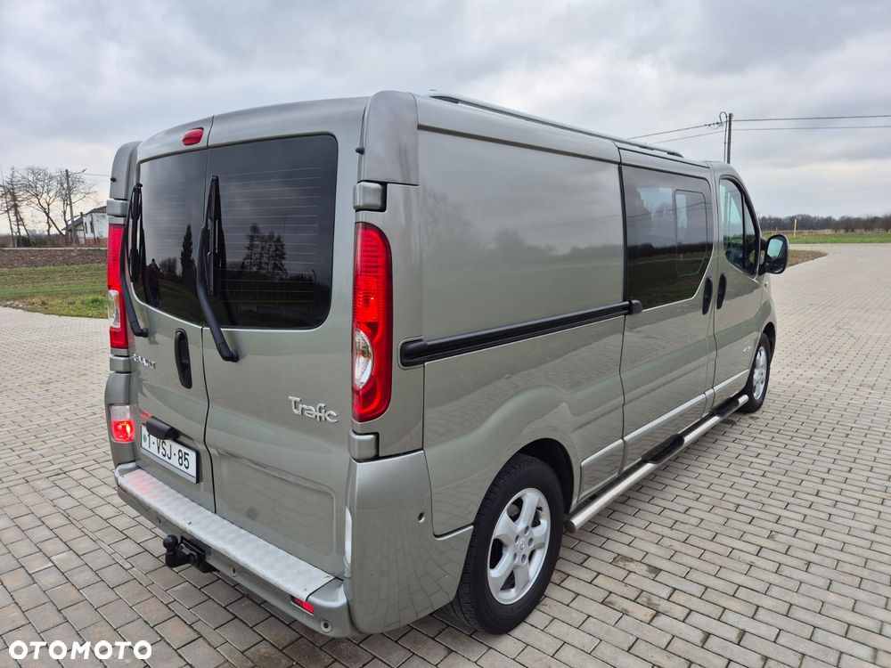 Renault Trafic - 19