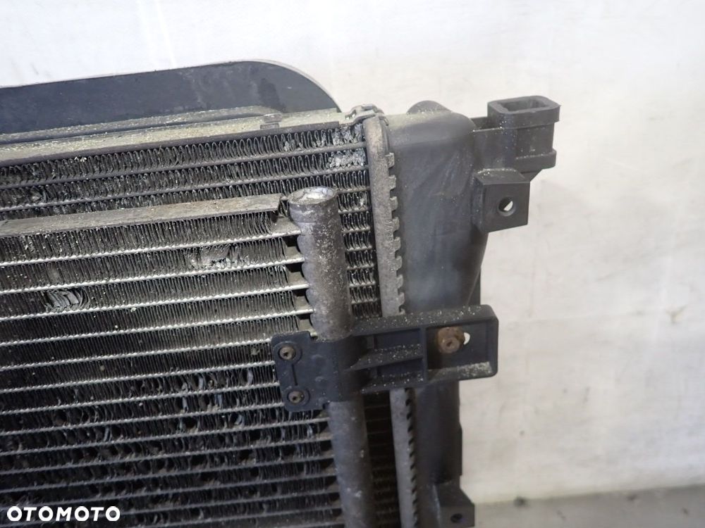 ZESTAW CHŁODNIC WENTYLATOR OPEL VIVARO A 2.5 8200019382 - 8