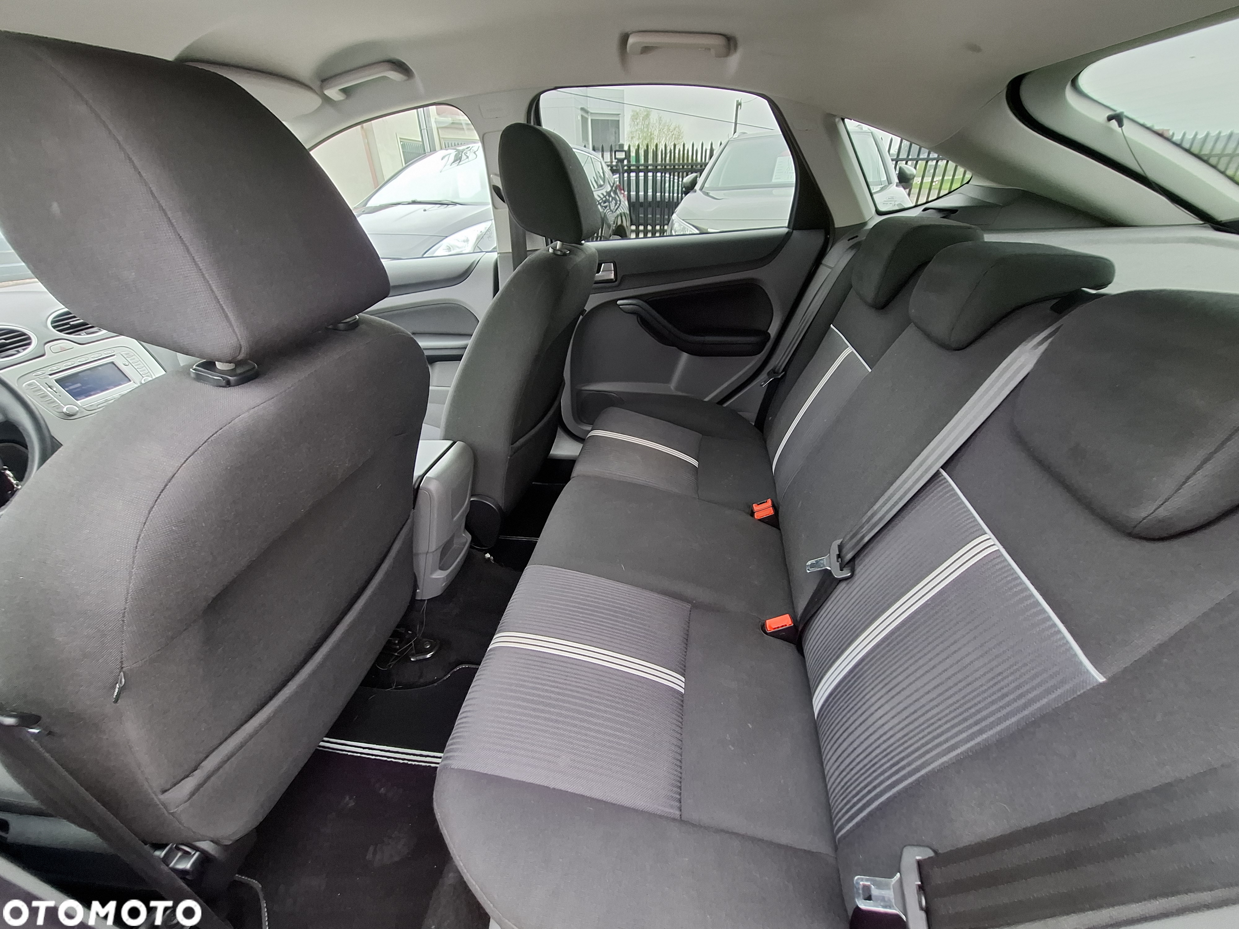 Ford Focus 1.6 Ambiente - 15