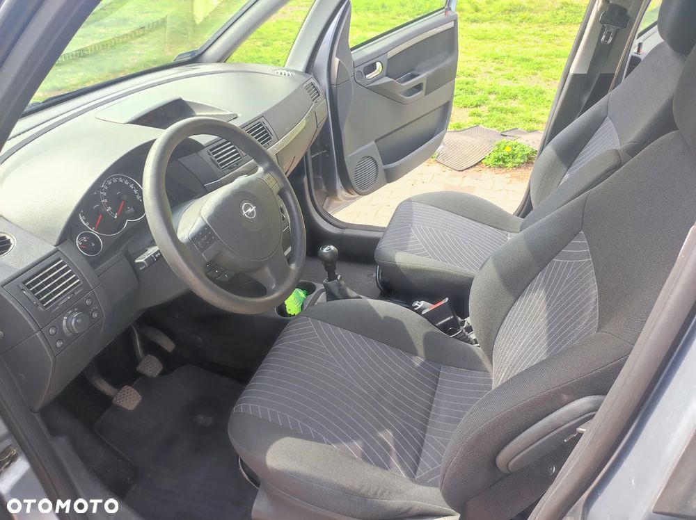 Opel Meriva - 18