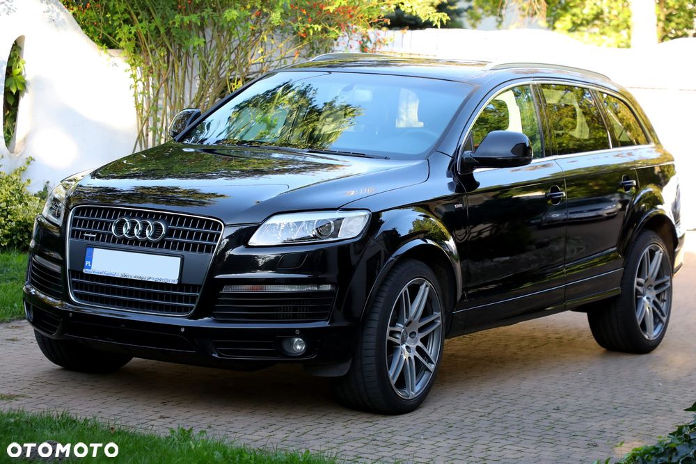 Audi Q7 - 8