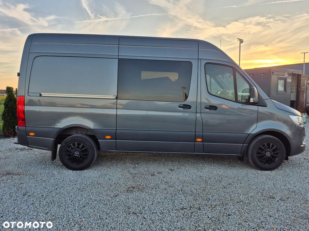 Mercedes-Benz Sprinter - 10