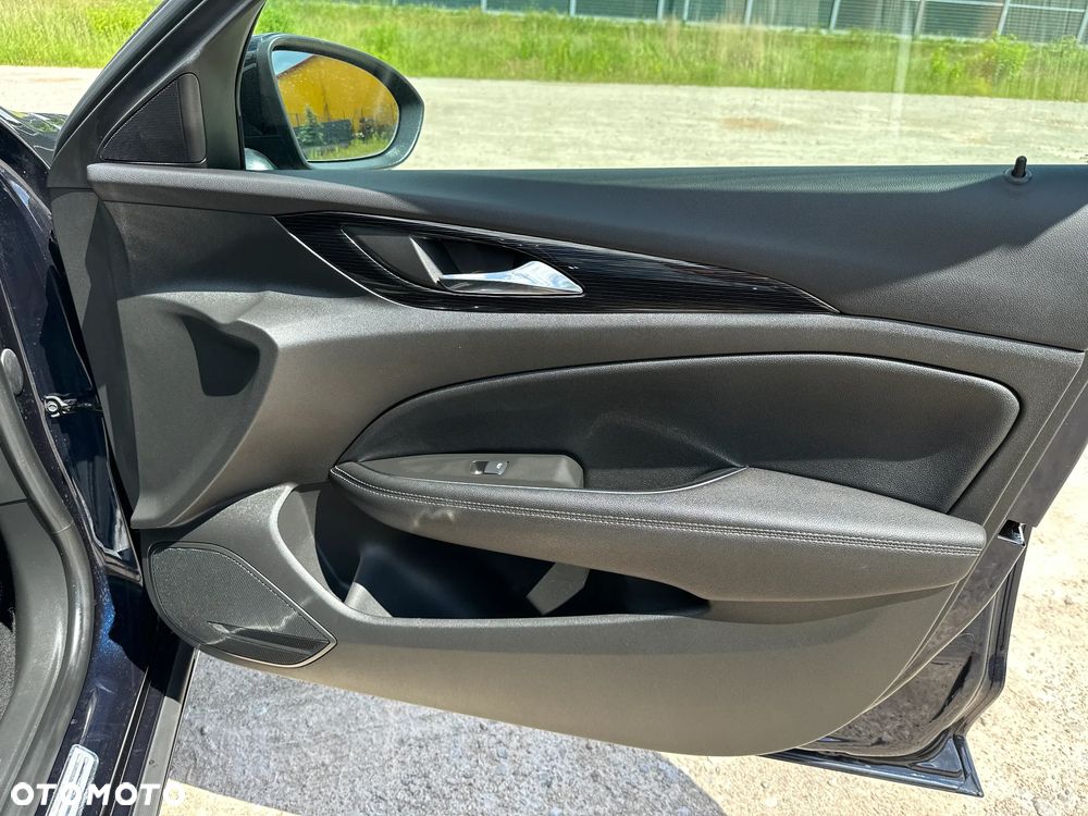 Opel Insignia 1.5 T Innovation S&S - 34