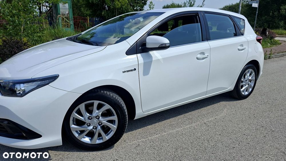 Toyota Auris 1.8 HSD Luna - 3