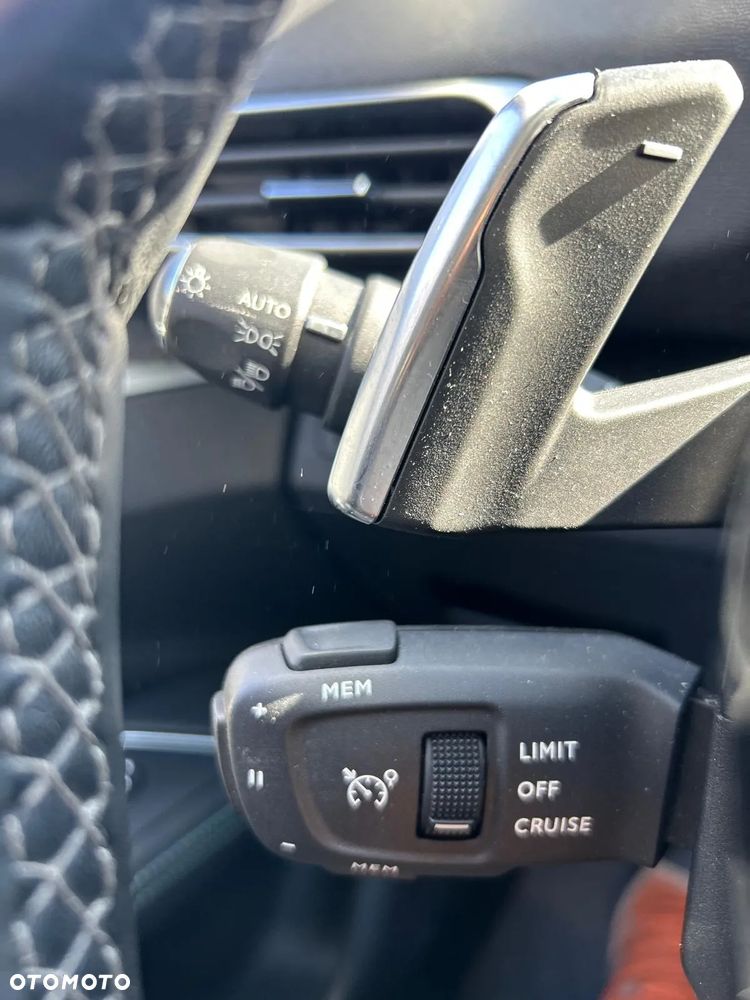 Peugeot 3008 PureTech 130 Stop & Start GPF EAT8 Active Business-Paket - 22