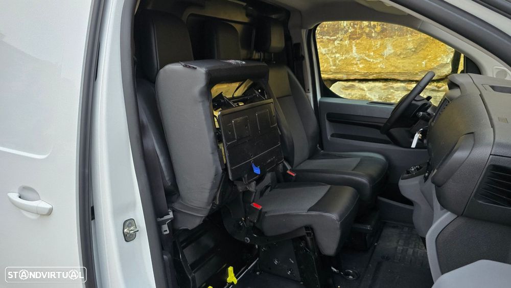 Peugeot Expert 2.0 BlueHDi L2H1 Standard EAT8 - 45