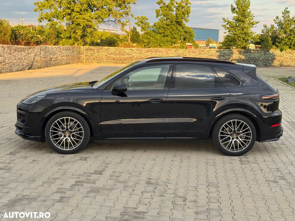 Porsche Cayenne - 3