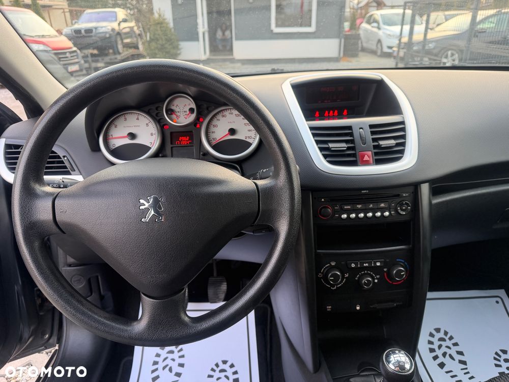 Peugeot 207 1.4 - 26