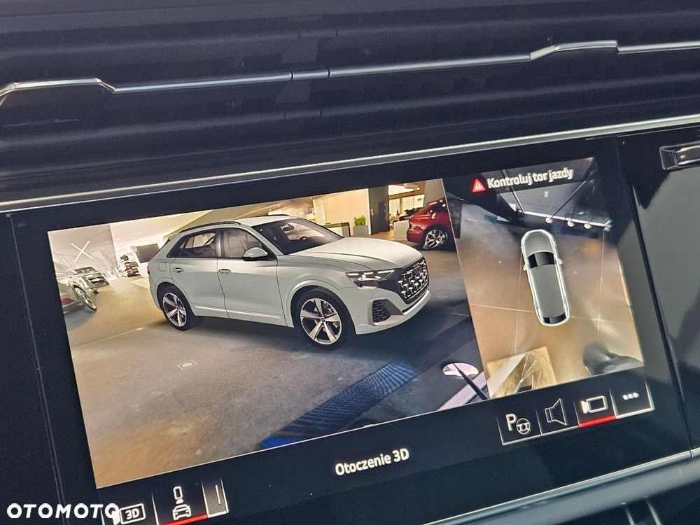 Audi Q8 - 32