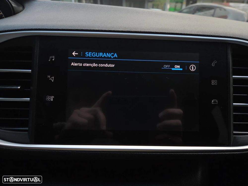 Peugeot 308 PureTech 130 GPF EAT8 Stop & Start Active Pack - 45