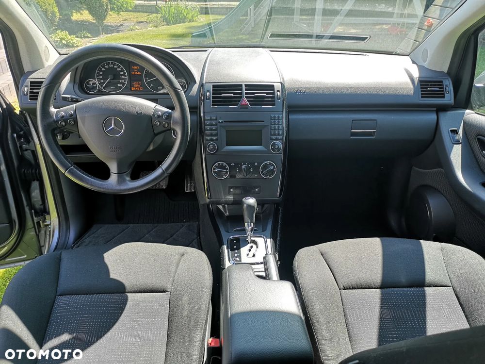 Mercedes-Benz Klasa A 160 Autotronic Elegance - 13