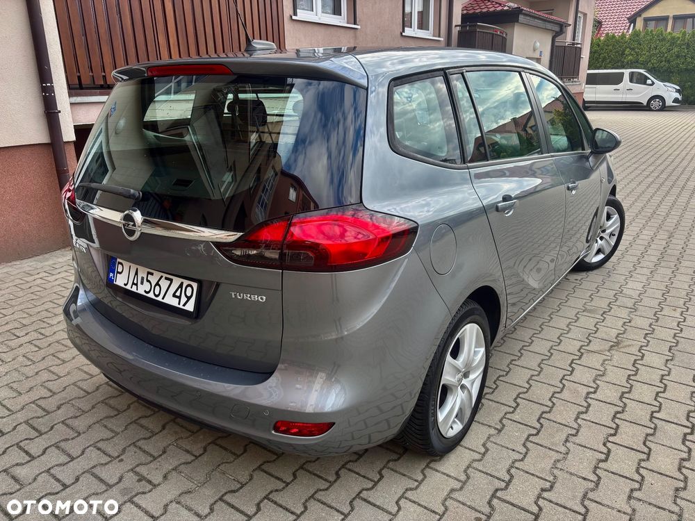 Opel Zafira - 14